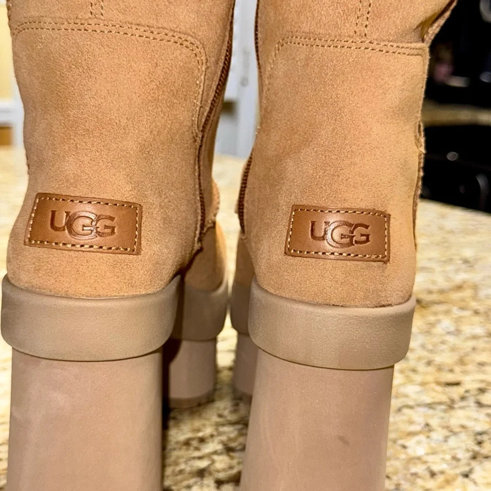 UGG new heights platform extra tall boots in Chestnut - Picture 6 of 12